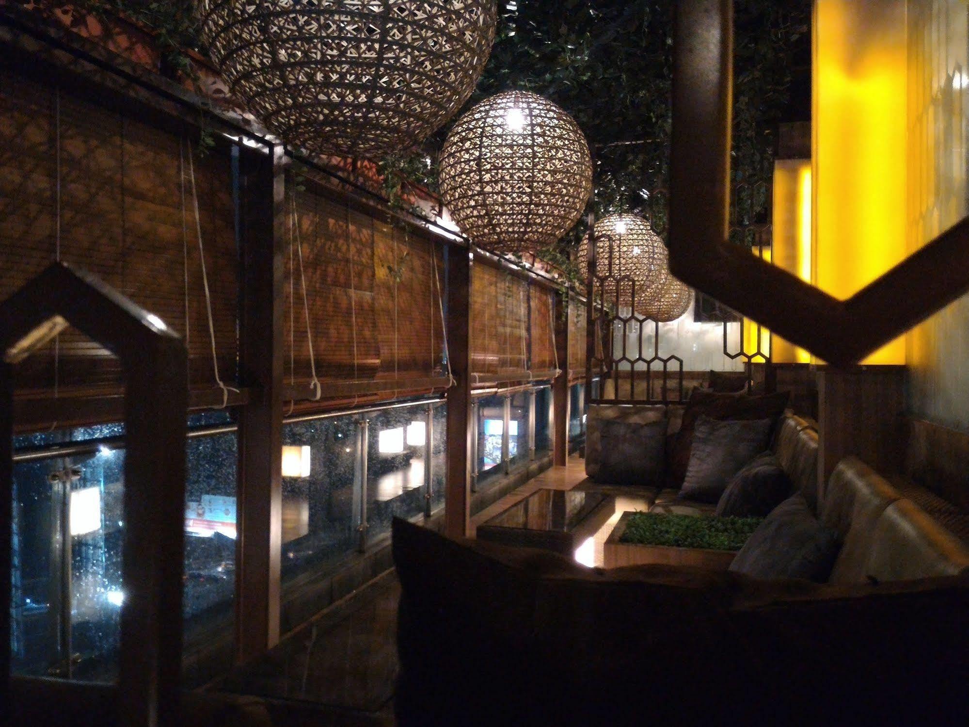 B Fashion Hotel Jakarta Luaran gambar