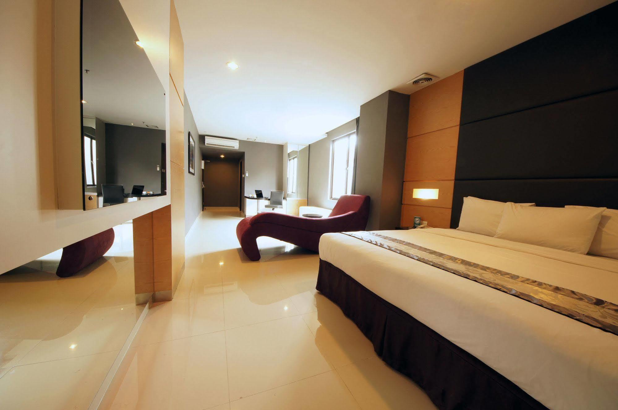 B Fashion Hotel Jakarta Luaran gambar